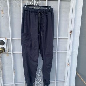 Roth scrub pants women size M elastic waistband inseam 29.5” pewter 7777 grey